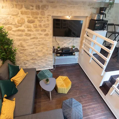Duplex Parisien Metro13 Apartment *