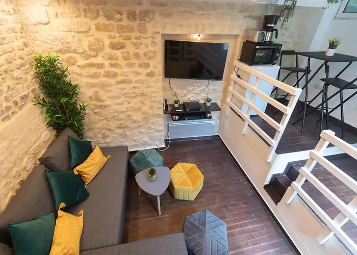 Duplex Parisien Métro13 Appartamento